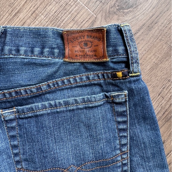 Lucky Brand Abbey Blue Jean Short - Size 2 / 26 - Picture 8 of 8